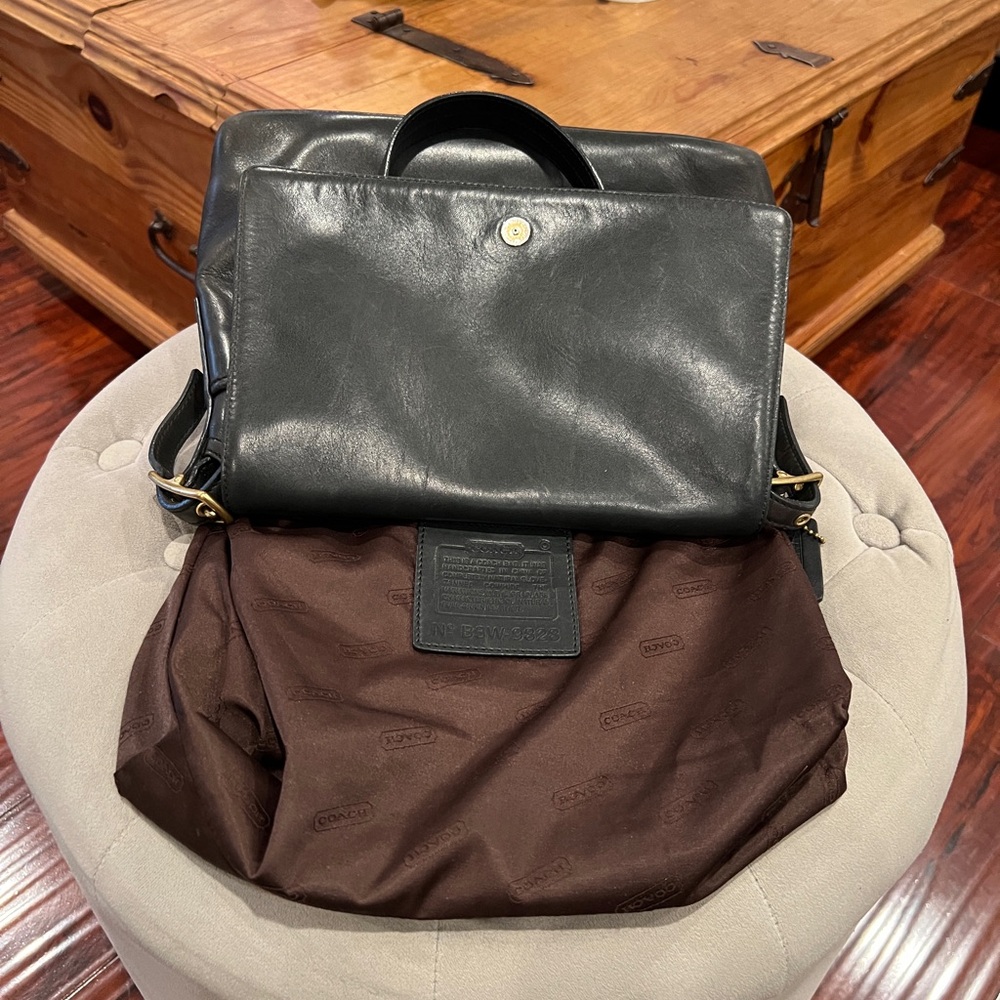 Coach Vintage Legacy Flap Leather Shoulder Bag - Picture 6 of 17